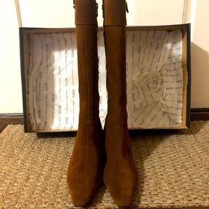 ecco genuine brown suede 1” heel full length boots with string bow.